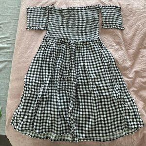 forever21 drop shoulder b/w check dress